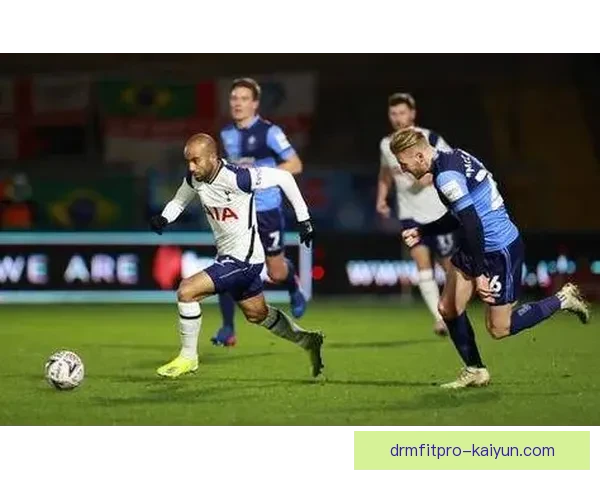 科克表现稳定，近期状态备受关注，帮助球队提升竞争力