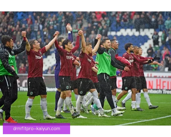 维罗纳关键球员在新赛季表现稳健，助力球队争取更高排名。