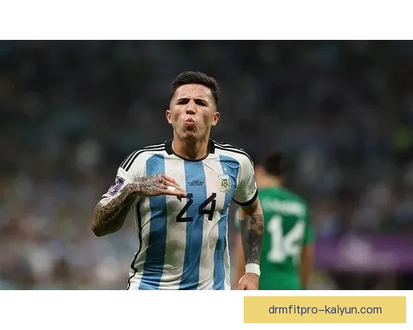 阿根廷队近期阵容调整，主力框架保持稳定但轮换深度增强